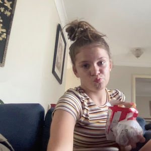 Meet your Posher, Ebony